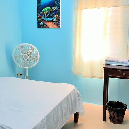 Sea Breeze Guest House Belize City Luaran gambar