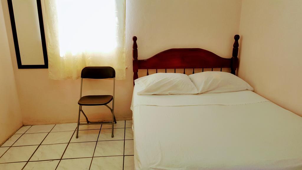 Sea Breeze Guest House Belize City Luaran gambar