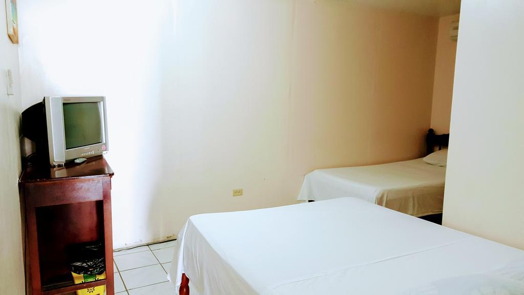 Sea Breeze Guest House Belize City Luaran gambar